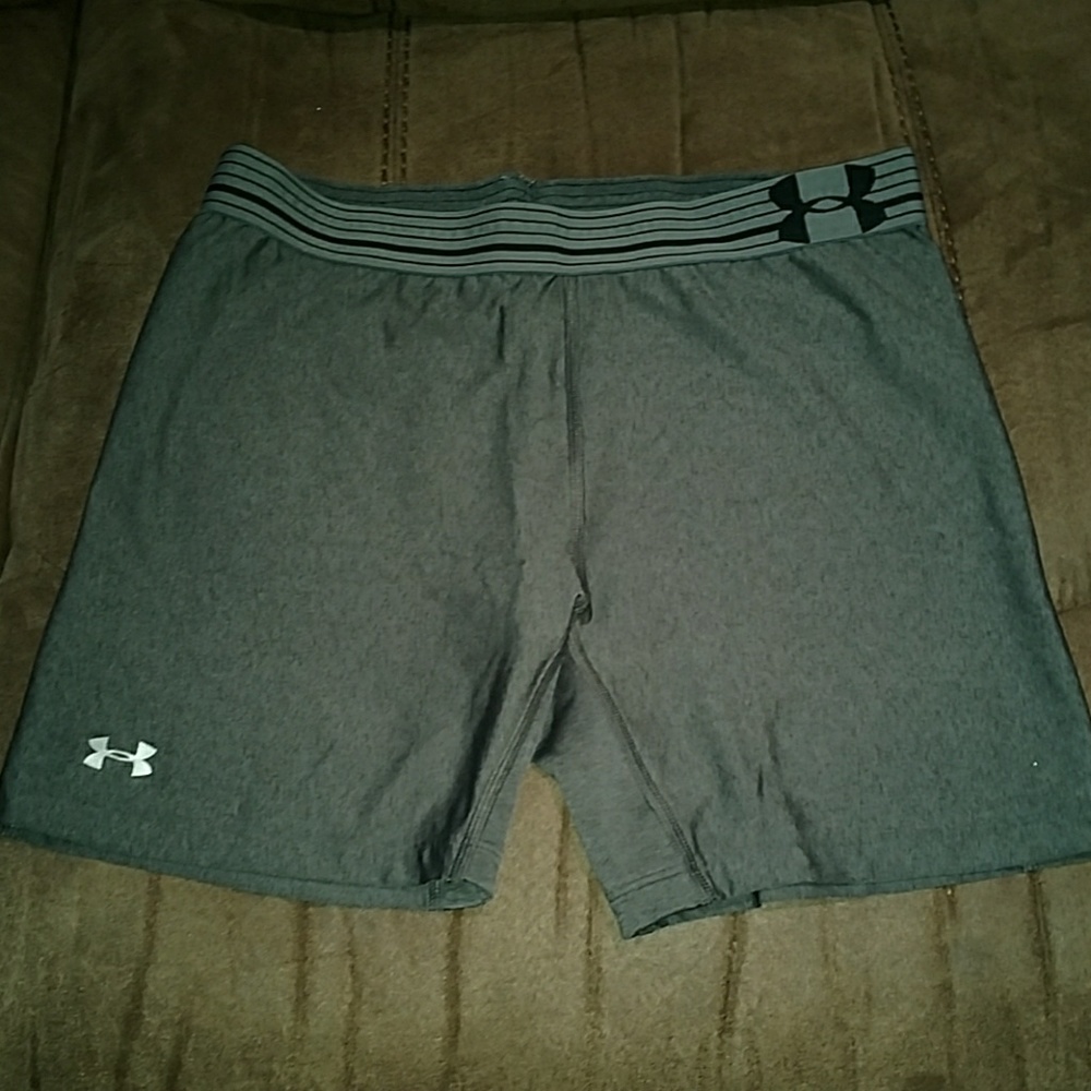 Under Armour bike shorts compression medium length